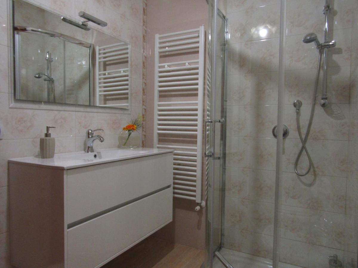 Up Bed & Breakfast Carosino Bagian luar foto